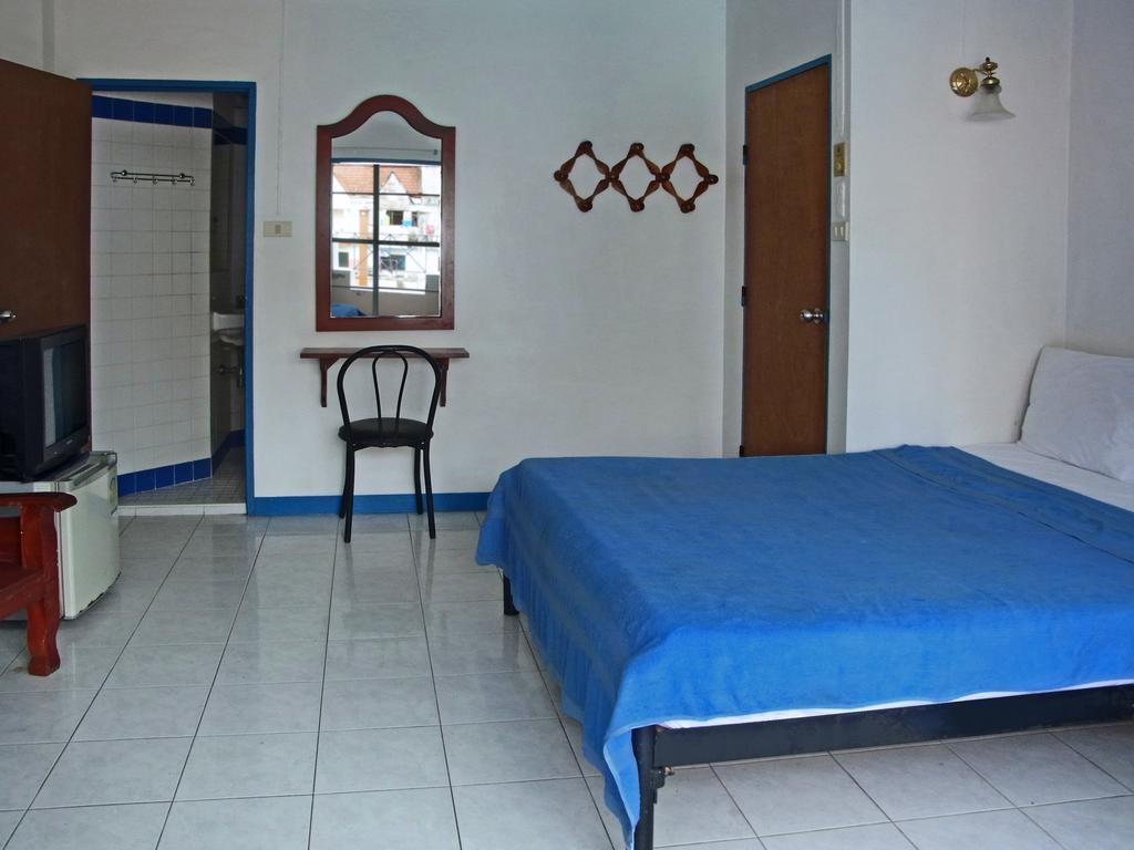 Niku Guesthouse Patong Eksteriør bilde