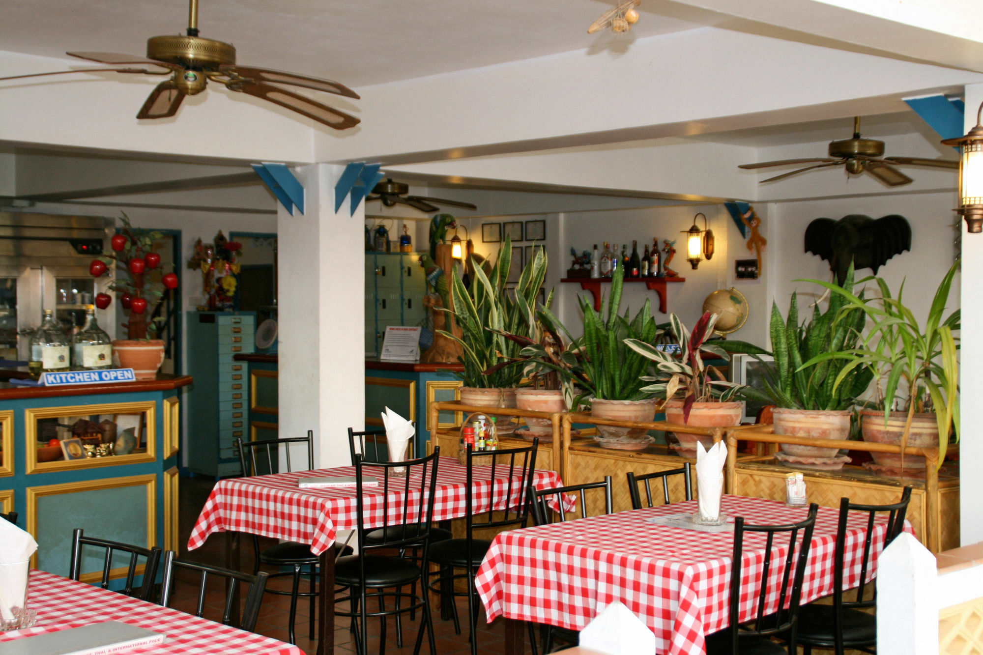 Niku Guesthouse Patong Eksteriør bilde