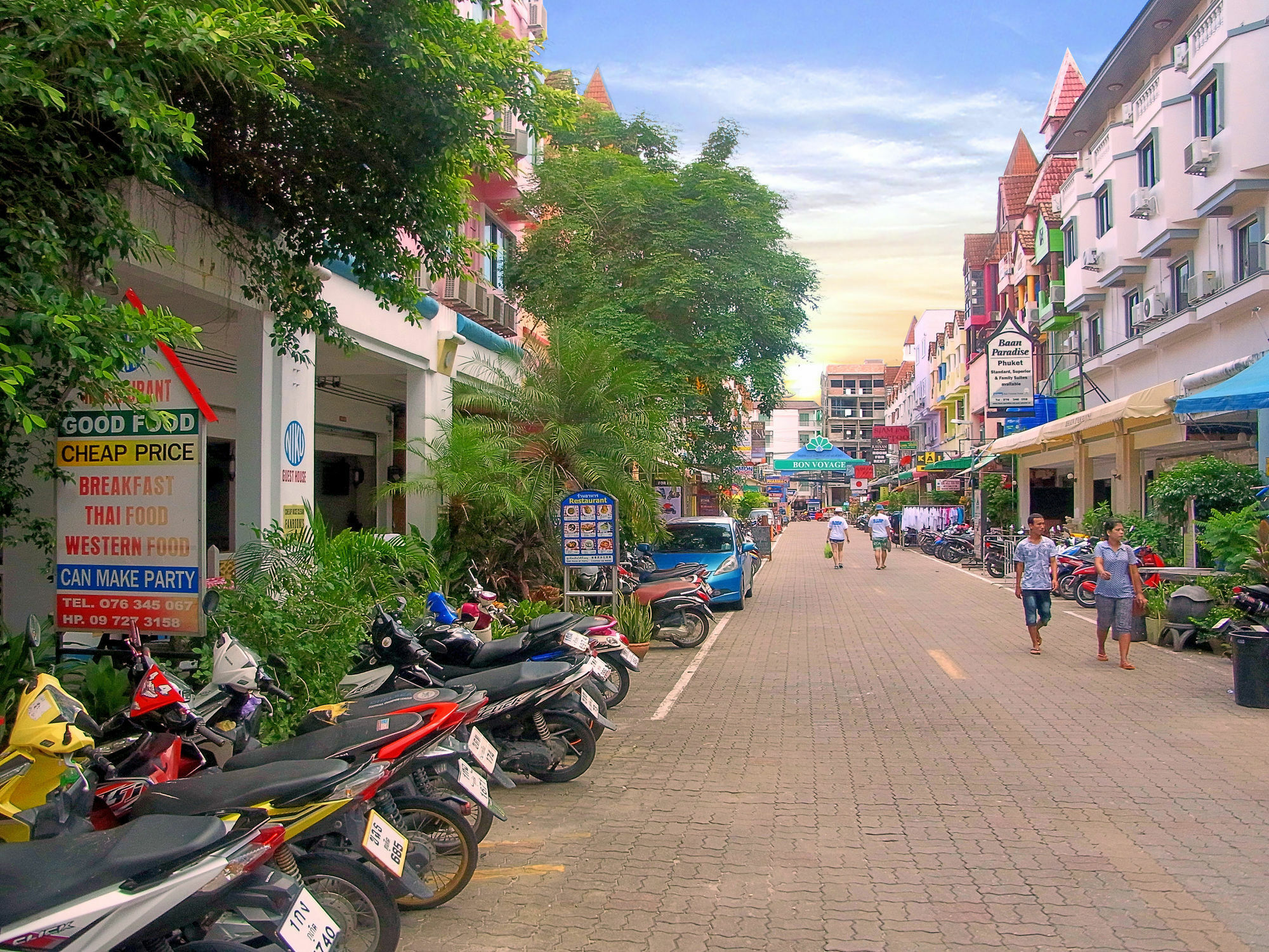 Niku Guesthouse Patong Eksteriør bilde