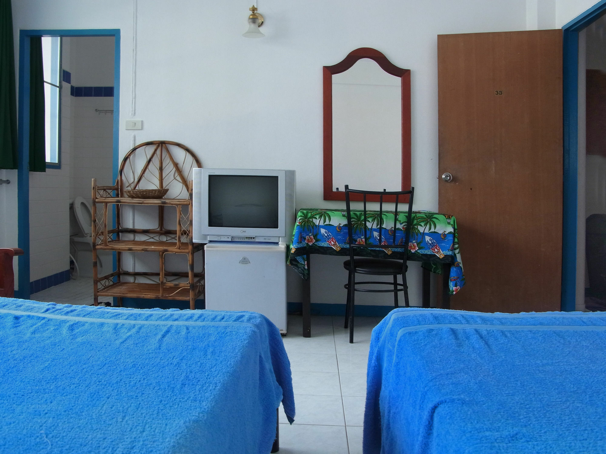 Niku Guesthouse Patong Eksteriør bilde