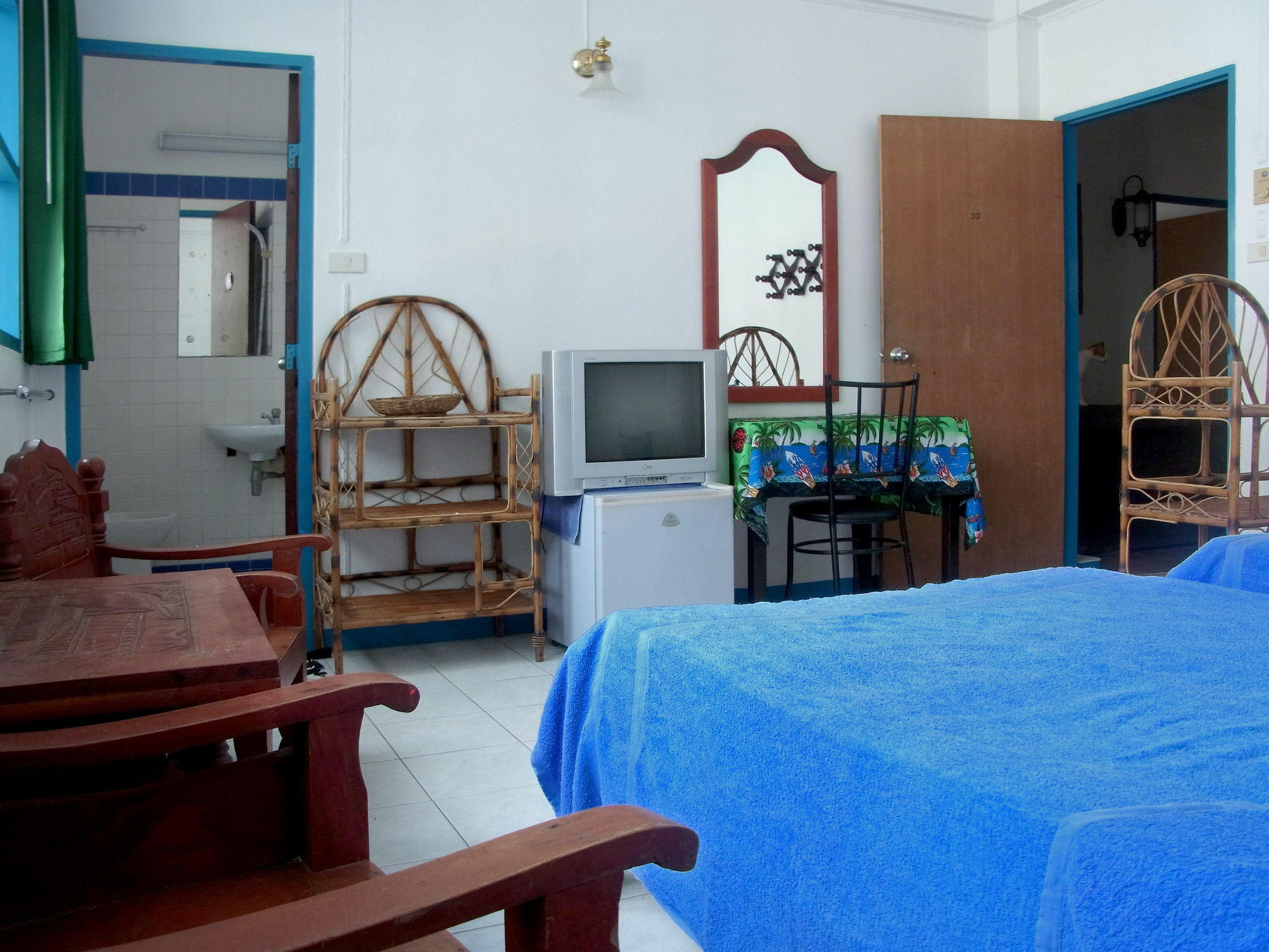 Niku Guesthouse Patong Eksteriør bilde