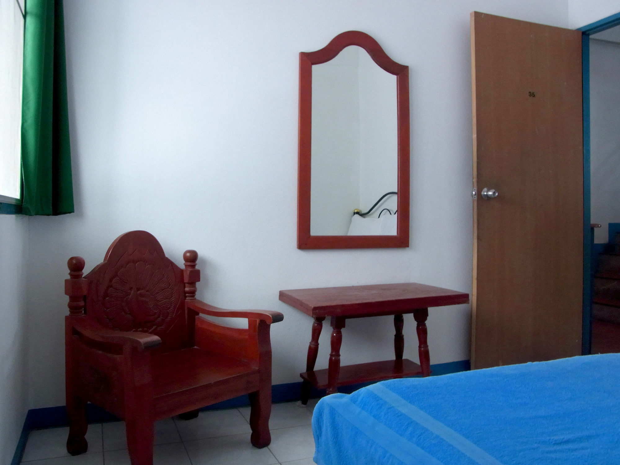 Niku Guesthouse Patong Eksteriør bilde