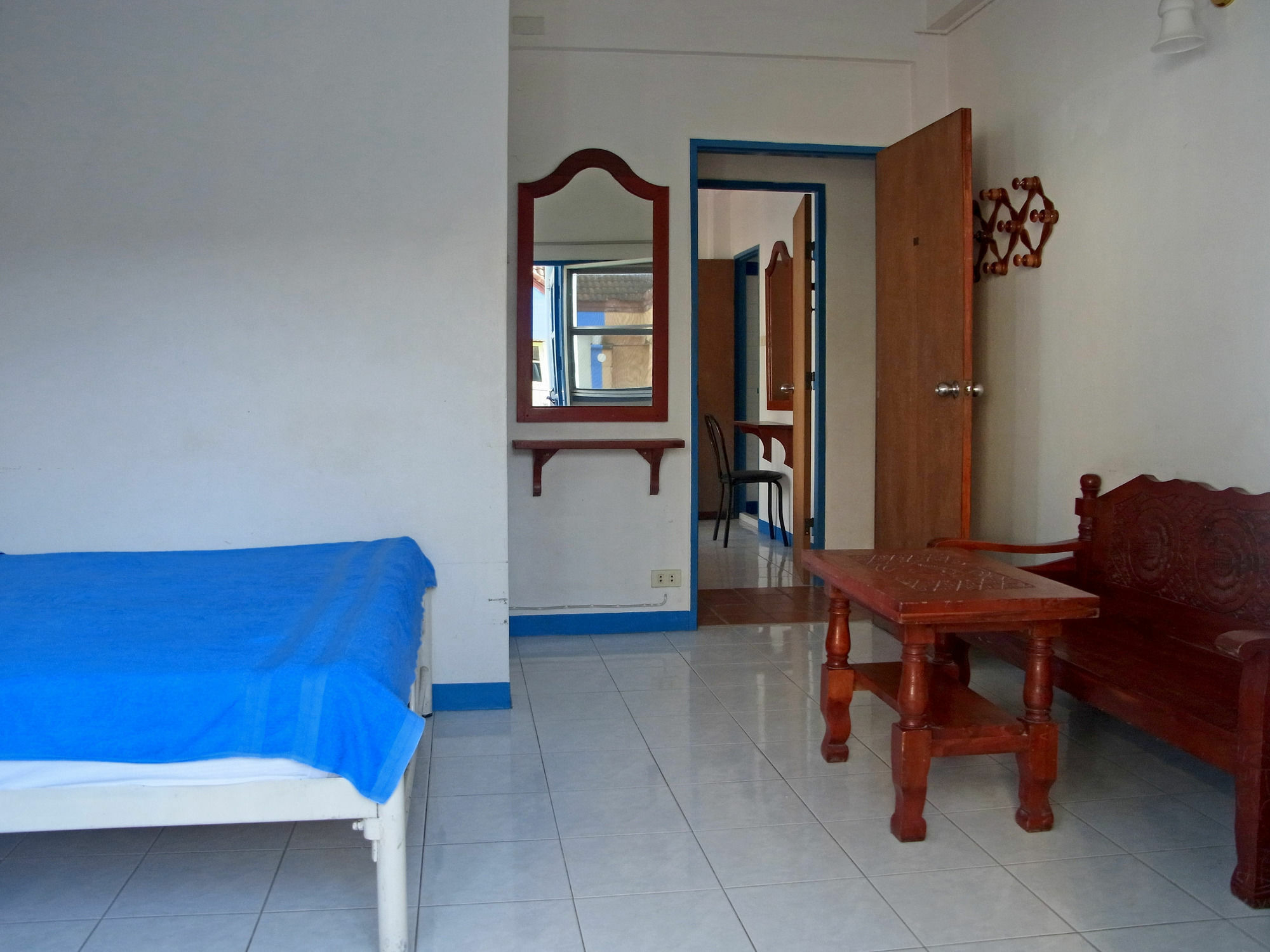 Niku Guesthouse Patong Eksteriør bilde