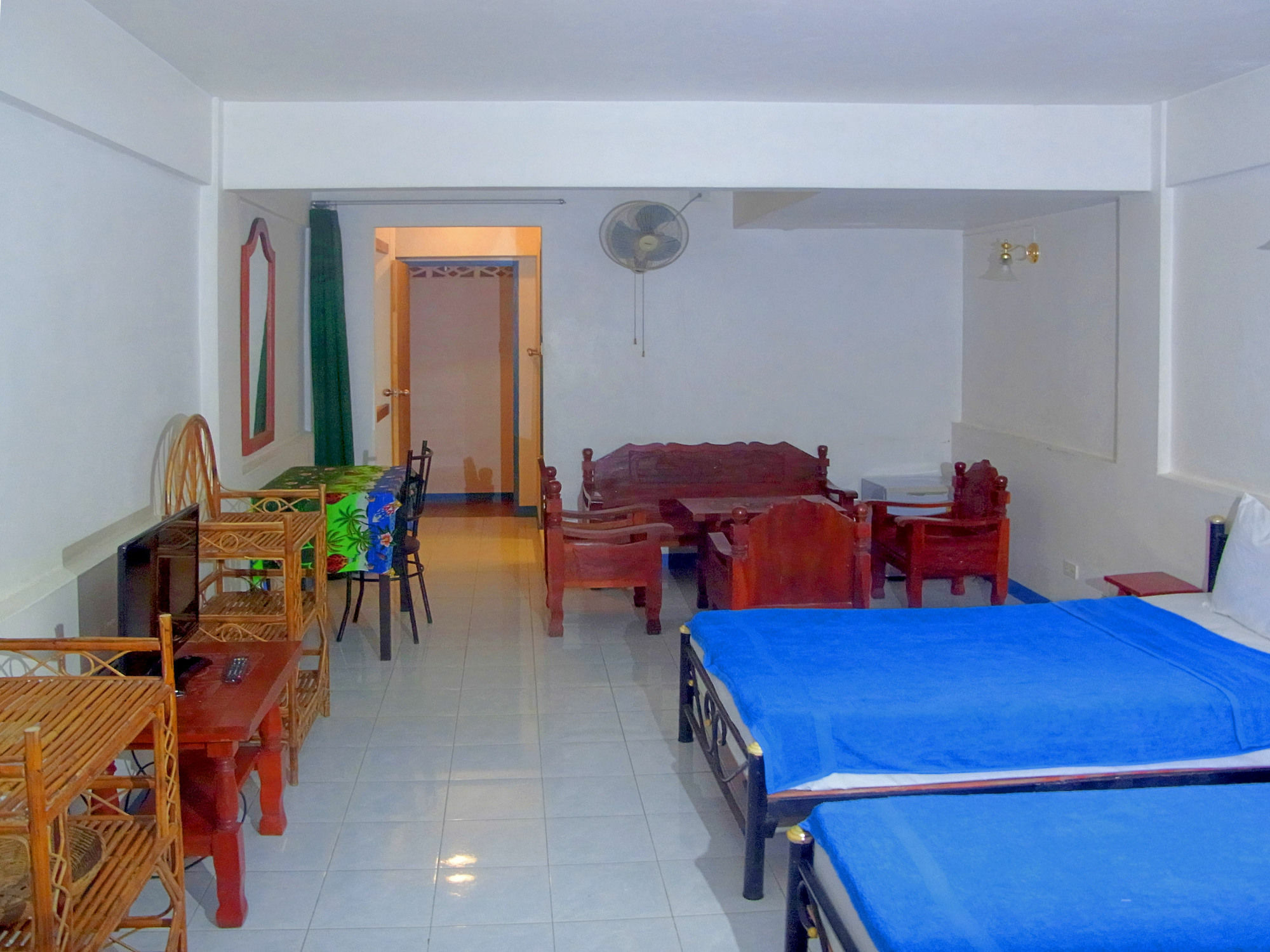 Niku Guesthouse Patong Eksteriør bilde