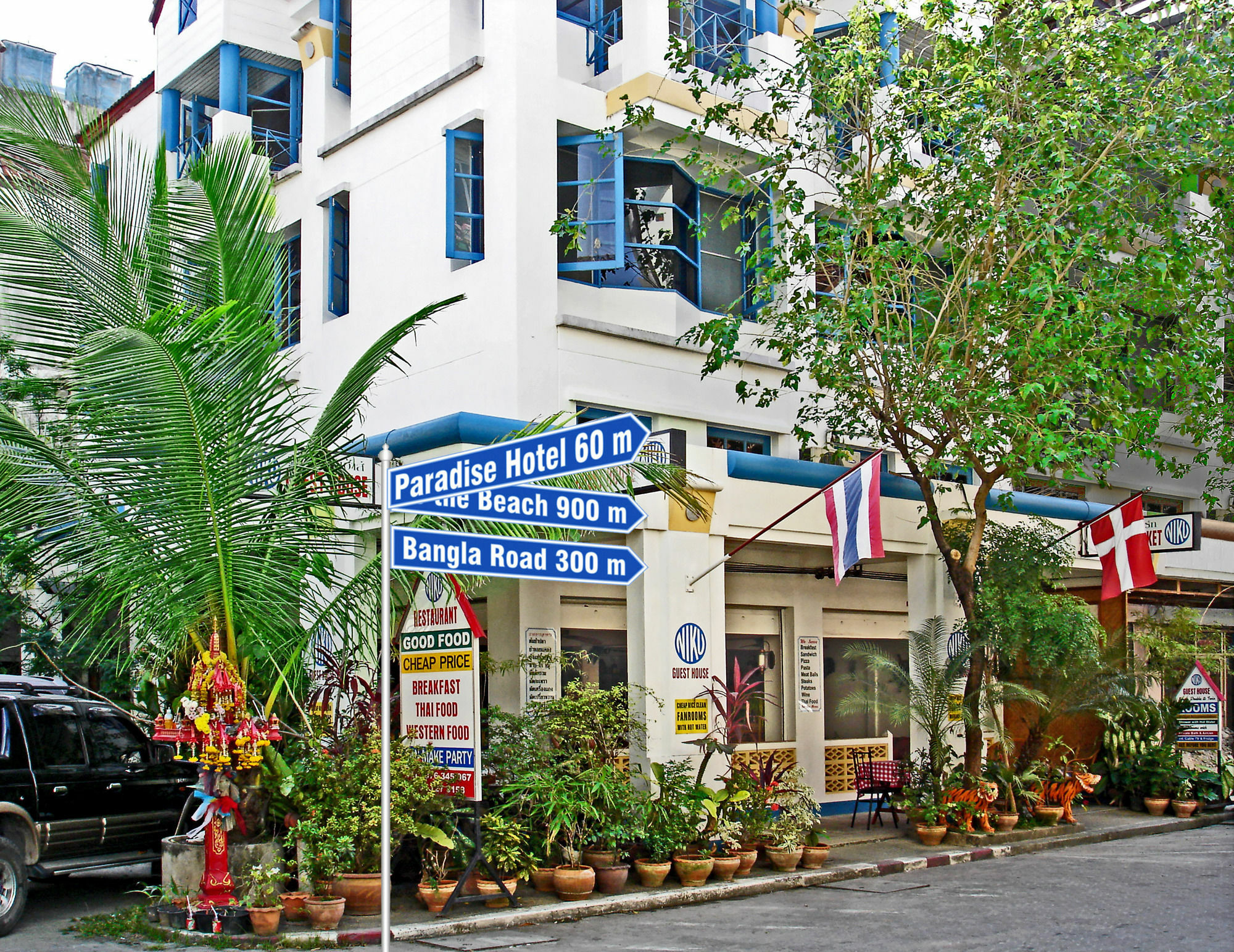 Niku Guesthouse Patong Eksteriør bilde