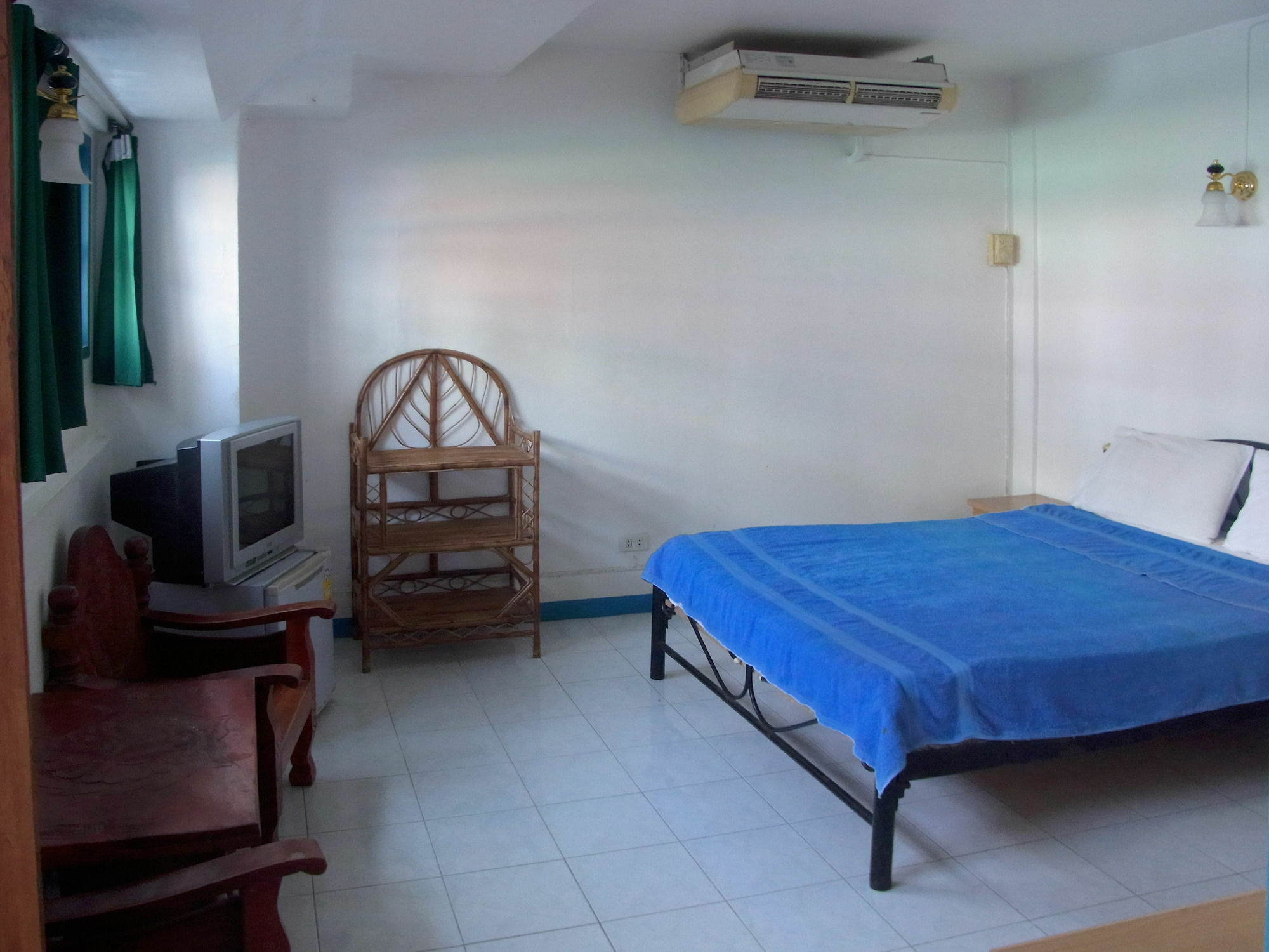 Niku Guesthouse Patong Eksteriør bilde