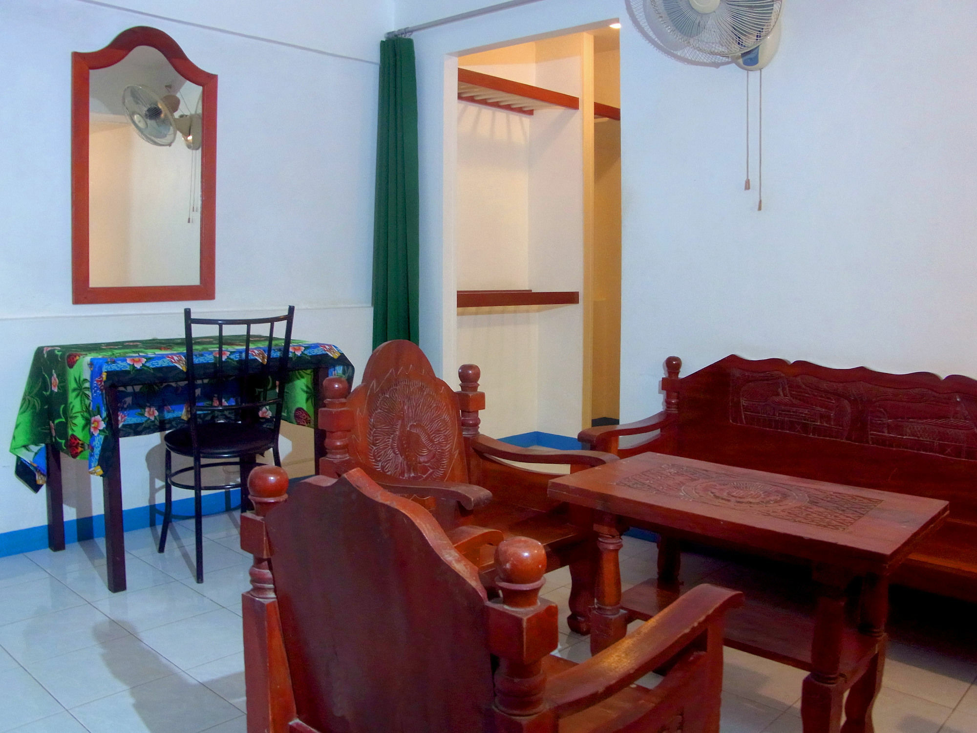 Niku Guesthouse Patong Eksteriør bilde